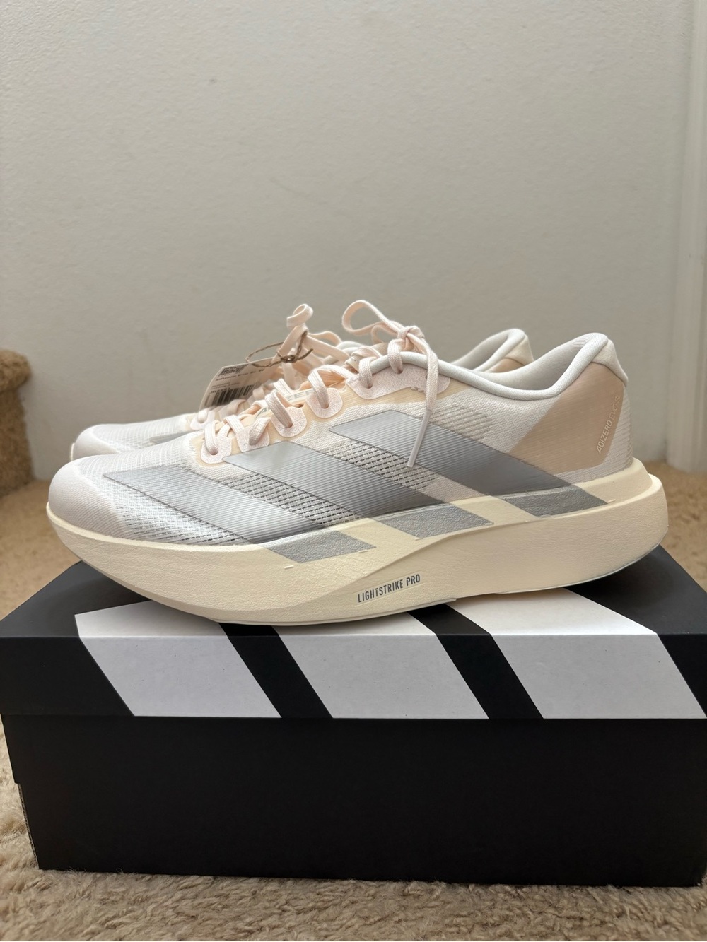 Adidas Evo SL - Wonder White/ Cyber Metallic/ Warm Vanilla size 8.5 Women’s